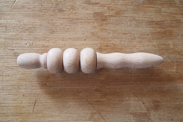 木工挽物　ツボ押し　マッサージ　つくしんぼう